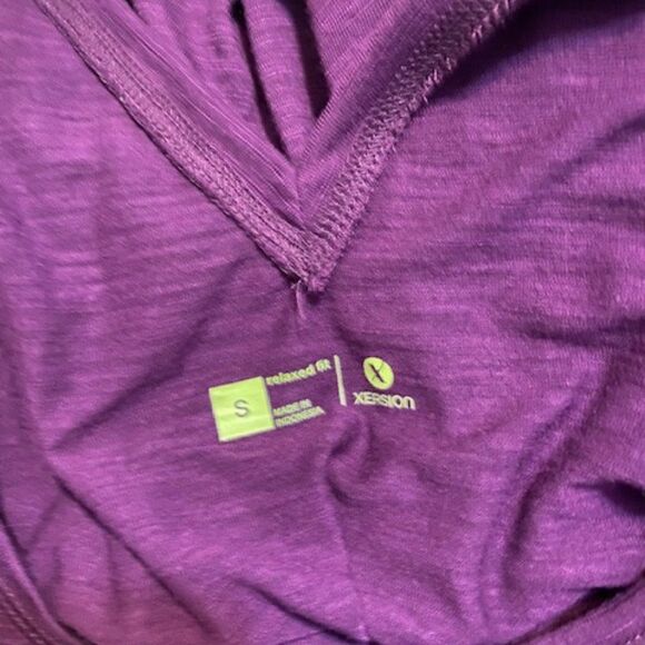 Xersion Purple relaxed fit crisscross back top, size S - Picture 3 of 3
